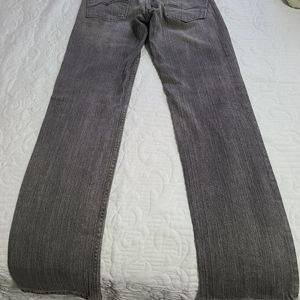 Levi's woman's jeans gray 29x32